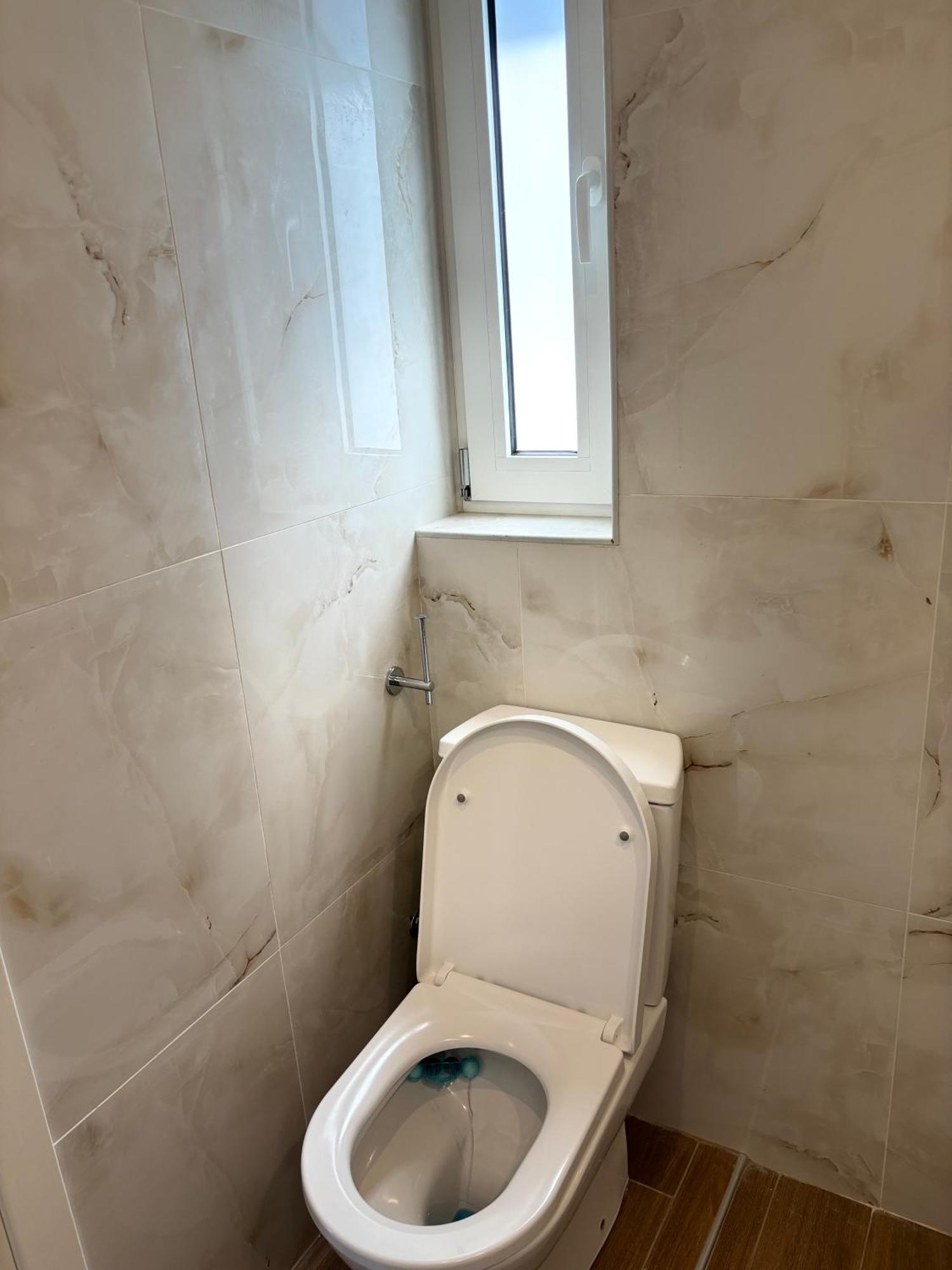 Liakada Guest House Артемида Екстериор снимка