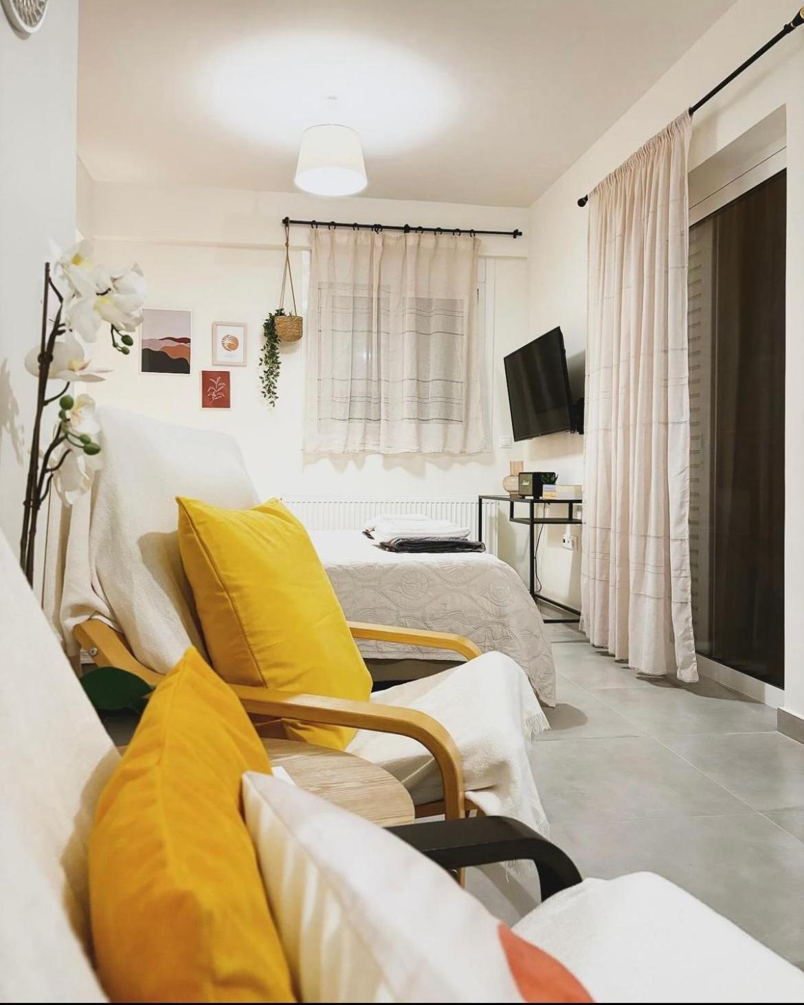 Liakada Guest House Артемида Екстериор снимка