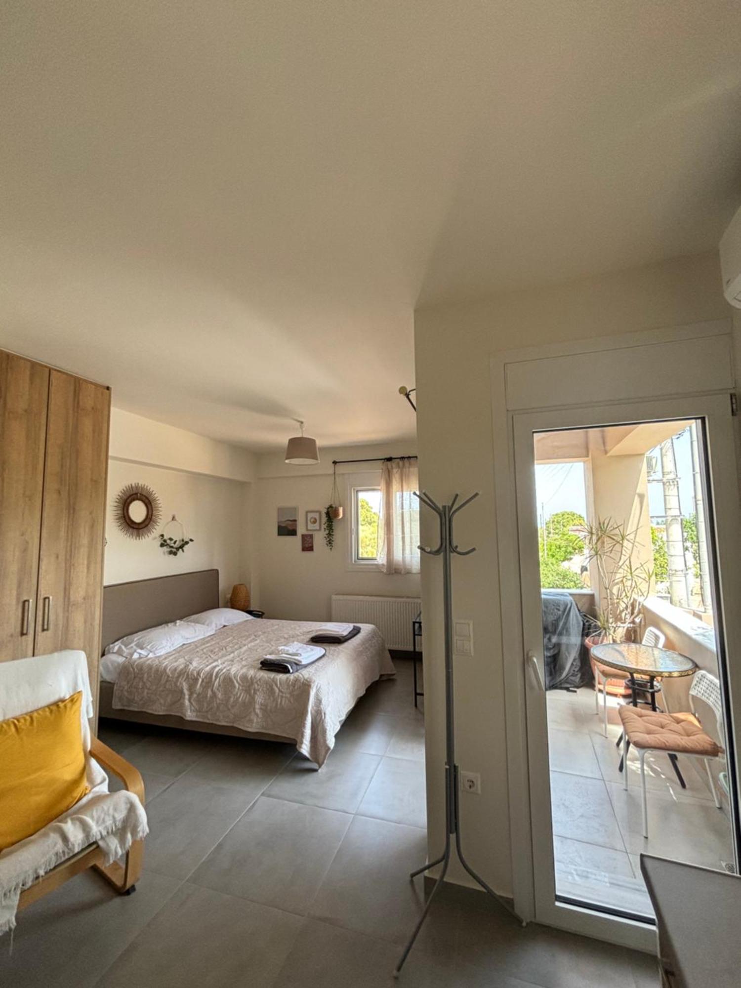 Liakada Guest House Артемида Екстериор снимка